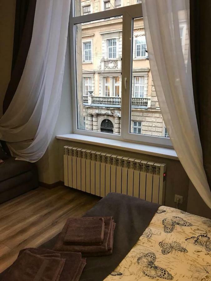 New Appartment-Studio Іn The Center Of Лвив Екстериор снимка