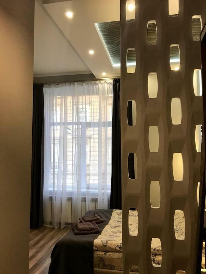 New Appartment-Studio Іn The Center Of Лвив Екстериор снимка
